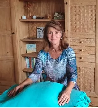 Wer ist Hannelore Maiß?